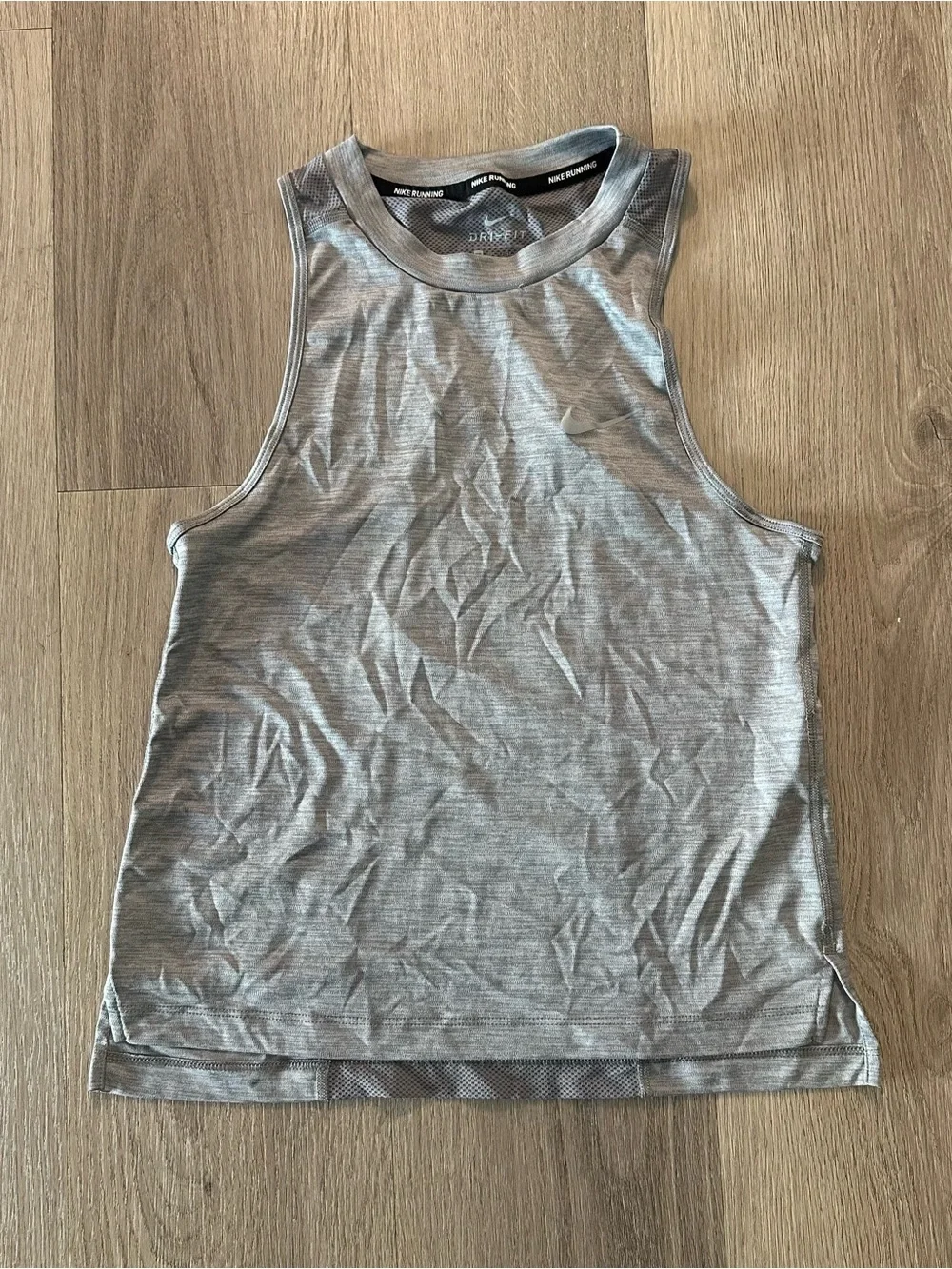 nike grey workout tank top